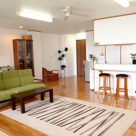 Rental Villa Luana Waioli Tomigusuku Luaran gambar